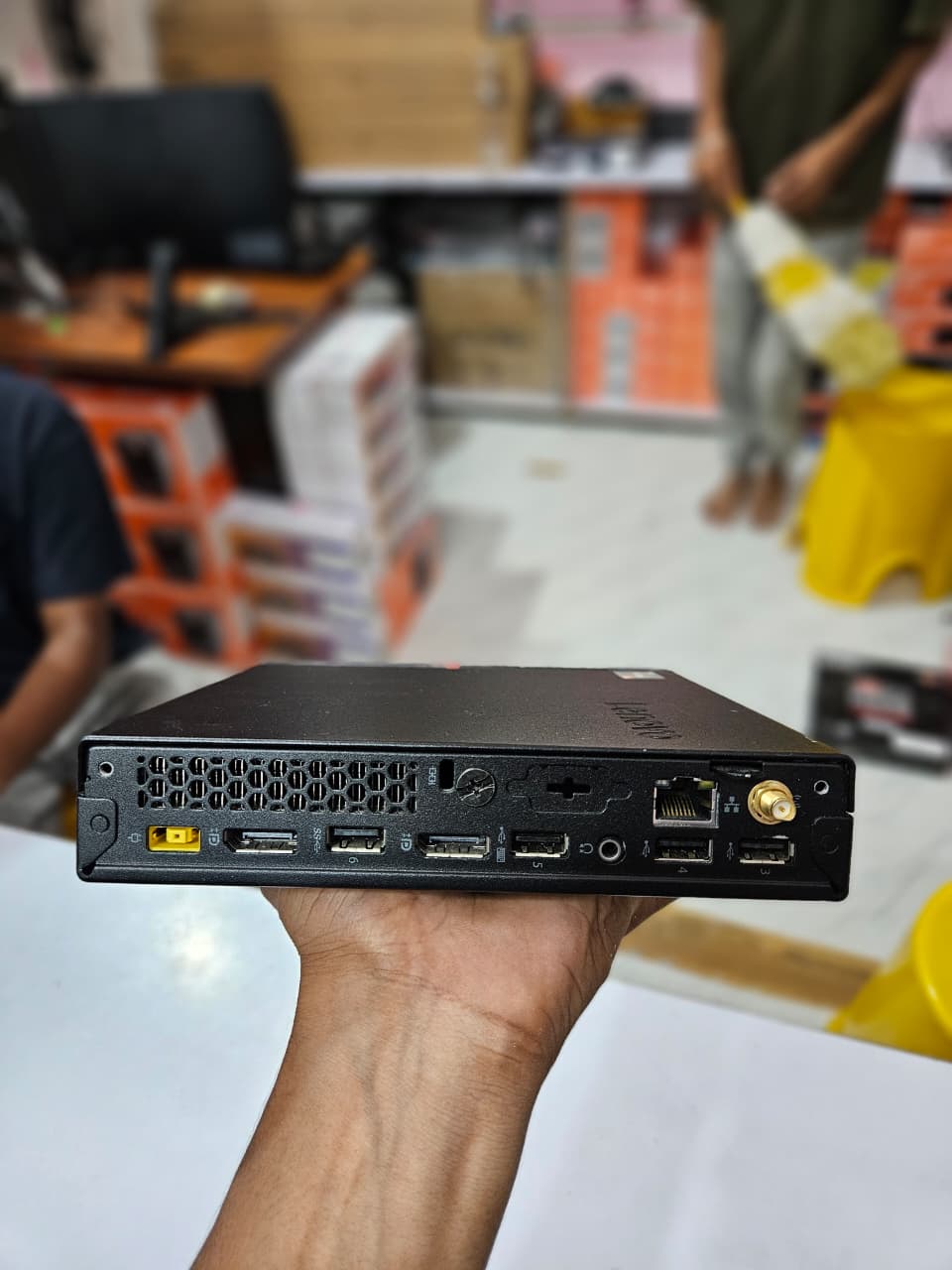 Lenovo ThinkCentre Tiny – Ryzen 5 8/16GB 256GB M.2 NVMe SSD