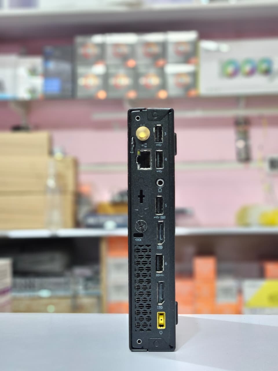 Lenovo ThinkCentre Tiny – Ryzen 5 8/16GB 256GB M.2 NVMe SSD